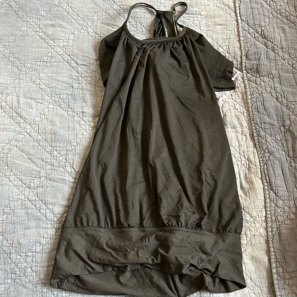 Lululemon tank top